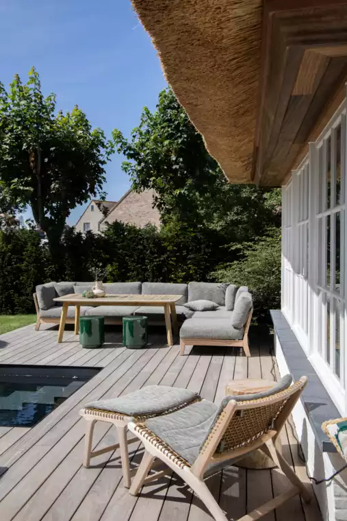 Landelijke villatuin met een monoblock zwembad te Knokke (27) - 