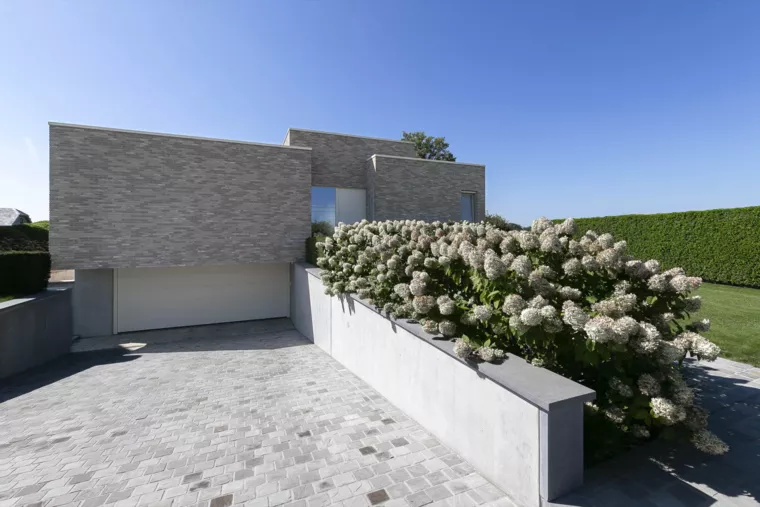 Landelijk gelegen tuin met elegante haagmassieven (16) - 